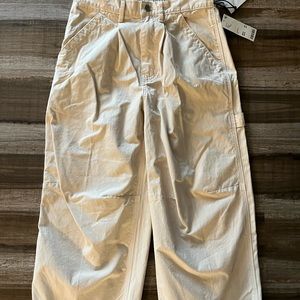 BDG women's cropped wide leg cargo khaki pants size 2 runs big nwt